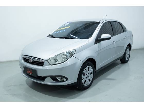 FIAT GRAND SIENA 1.4 MPI 8V FLEX 4P MANUAL FIAT GRAND SIENA 1.4 MPI 8V FLEX 4P MANUAL